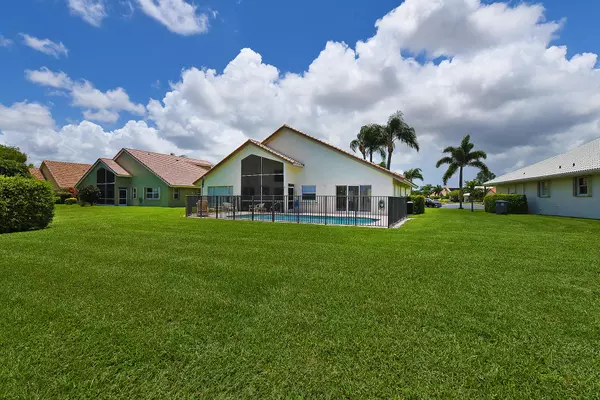 Boynton Beach, FL 33437,6000 Golf Villas DR