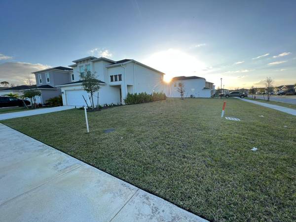 9350 SW Ligorio WAY, Port Saint Lucie, FL 34987