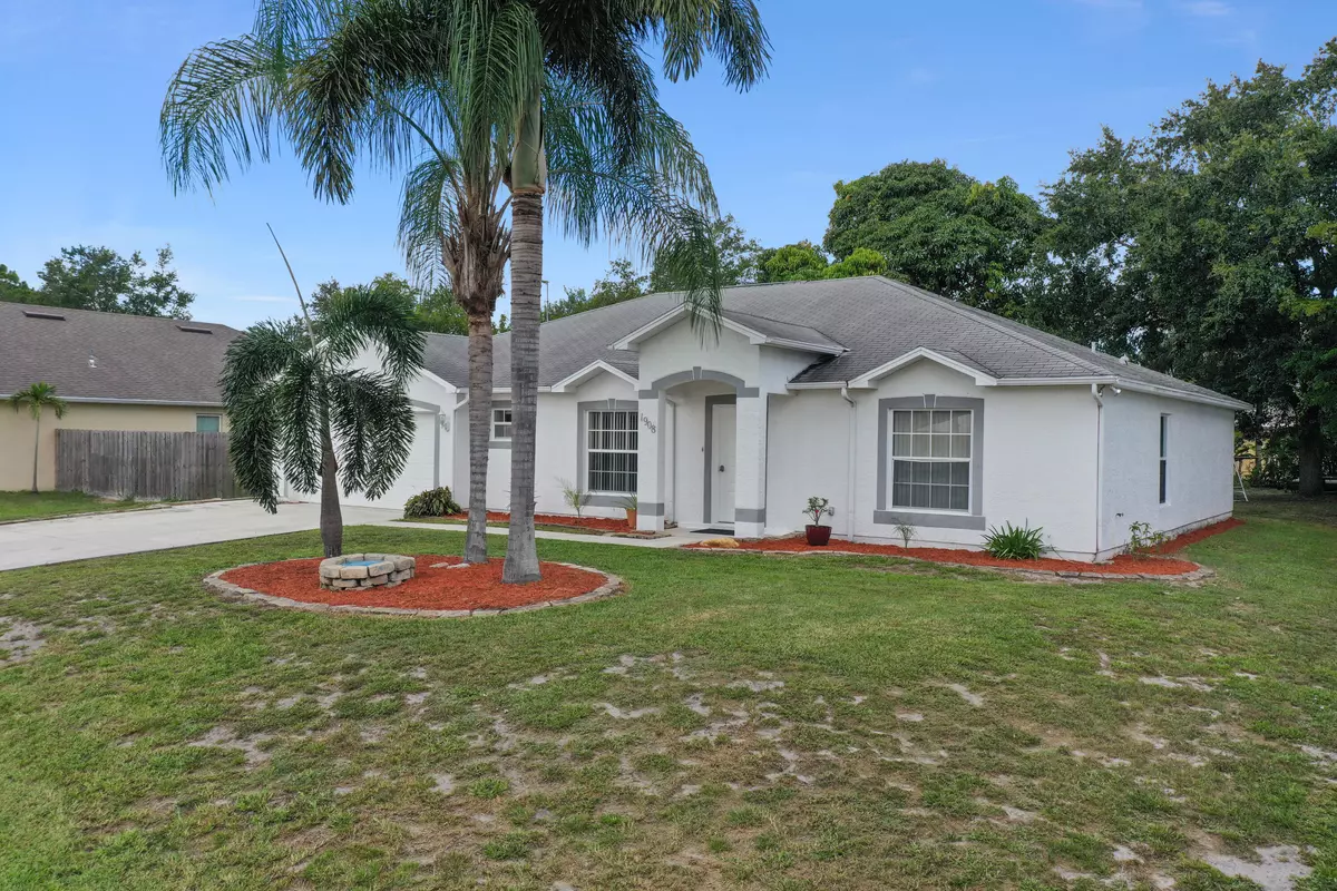 Port Saint Lucie, FL 34953,1908 SW Cranberry ST