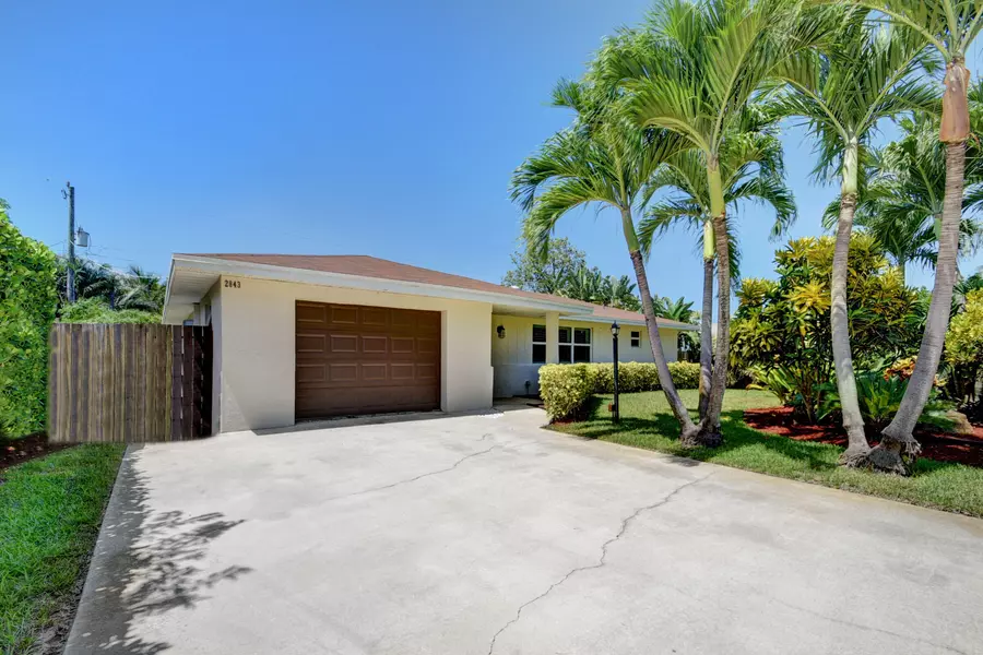 2843 Worcester RD, Lake Worth, FL 33462