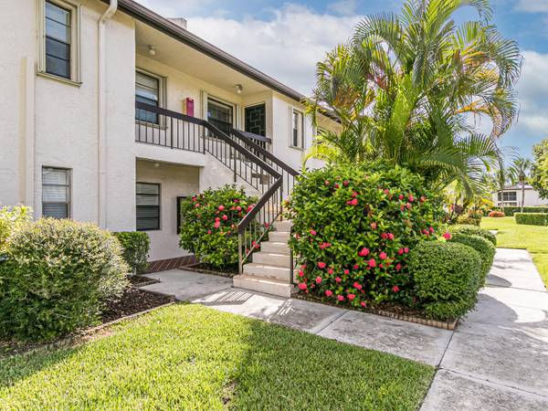 7920 Eastlake DR 19-F, Boca Raton, FL 33433