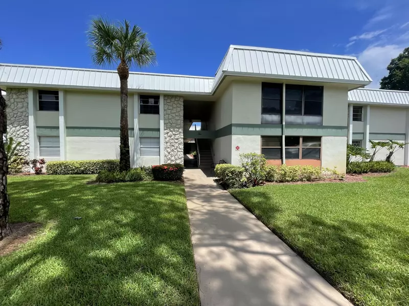 2302 Sunrise BLVD 2-108, Fort Pierce, FL 34982