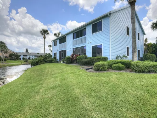 Sebastian, FL 32958,5700 Pelican Pointe DR 3