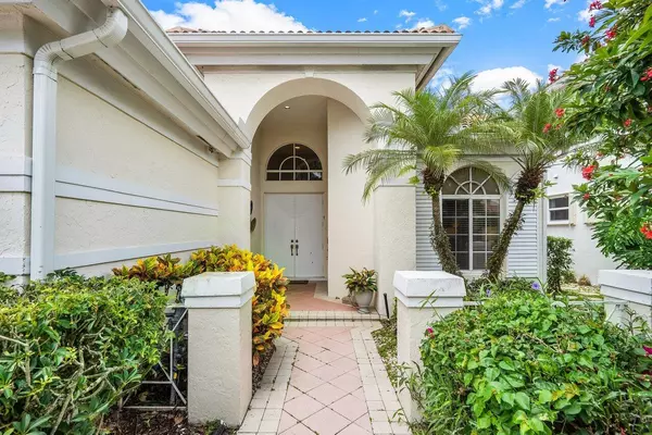 Palm Beach Gardens, FL 33418,103 Emerald Key LN