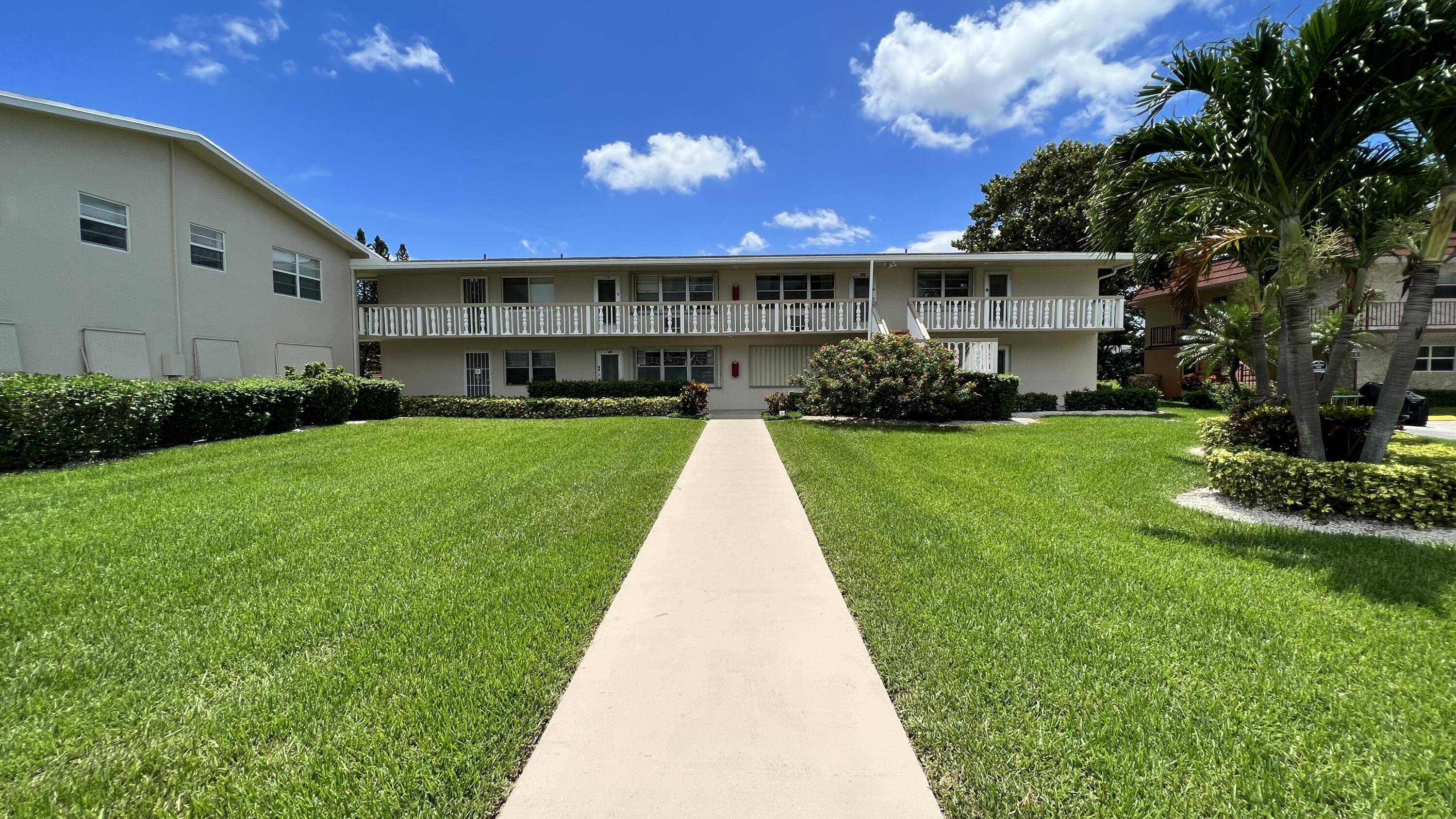 168 Dorchester H, West Palm Beach, FL 33417