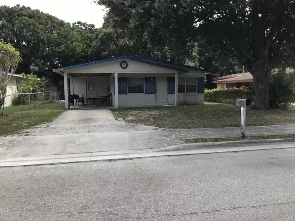 2707 Ave E, Fort Pierce, FL 34947