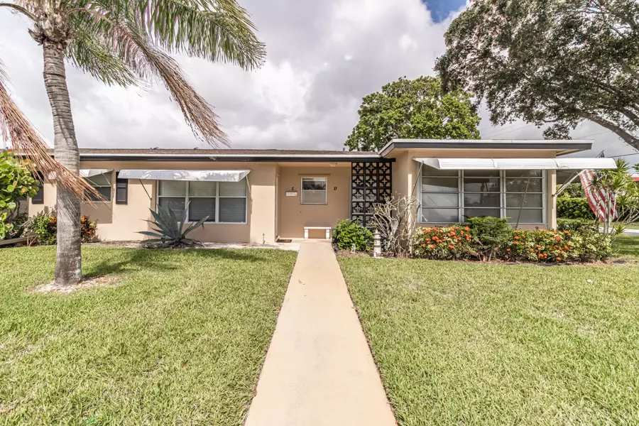 1060 North DR D, Delray Beach, FL 33445