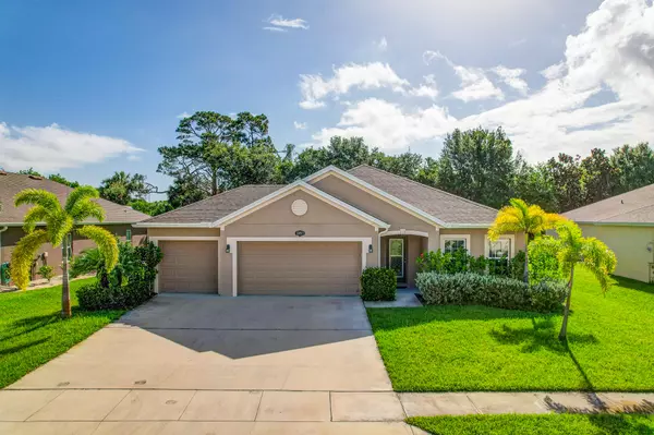 5997 Ridge Lake CIR,  Vero Beach,  FL 32967