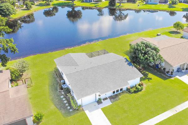 14608 Country Side LN, Delray Beach, FL 33484