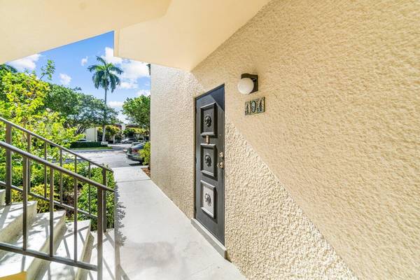 1801 Presidential WAY D101, West Palm Beach, FL 33401