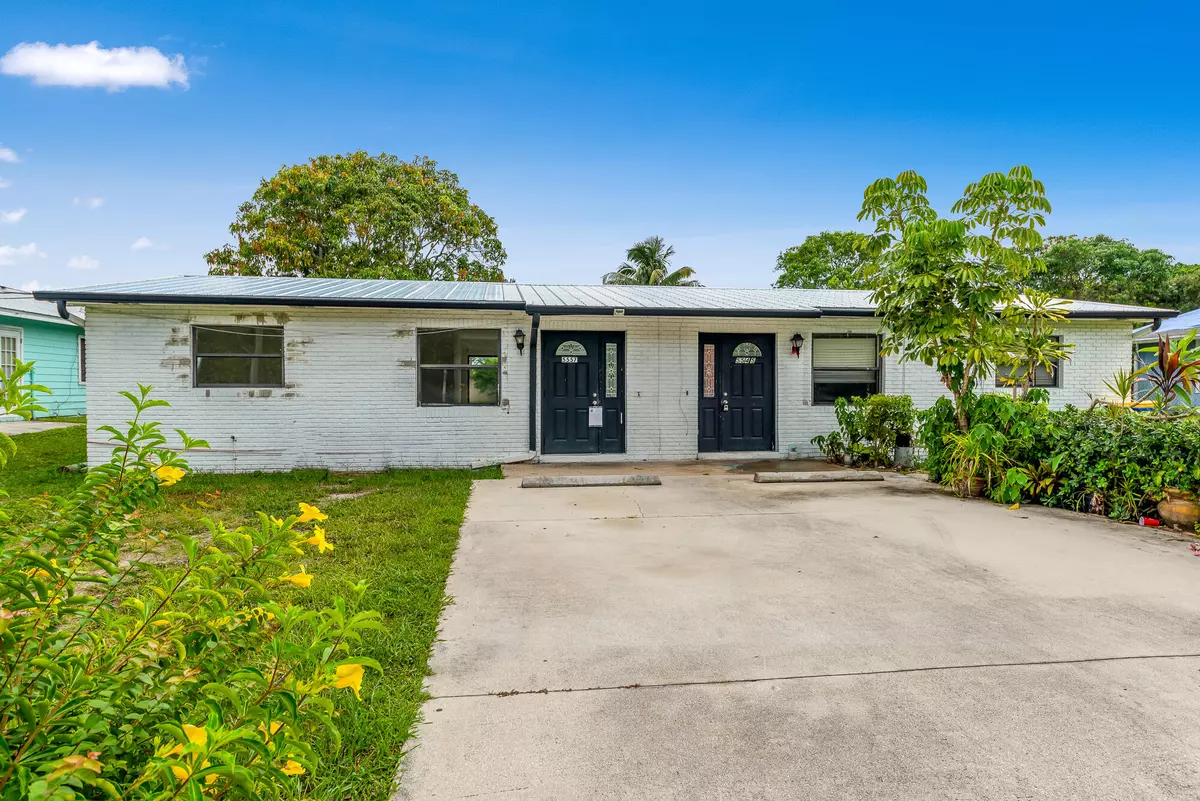 Stuart, FL 34997,5557 SE 45th AVE