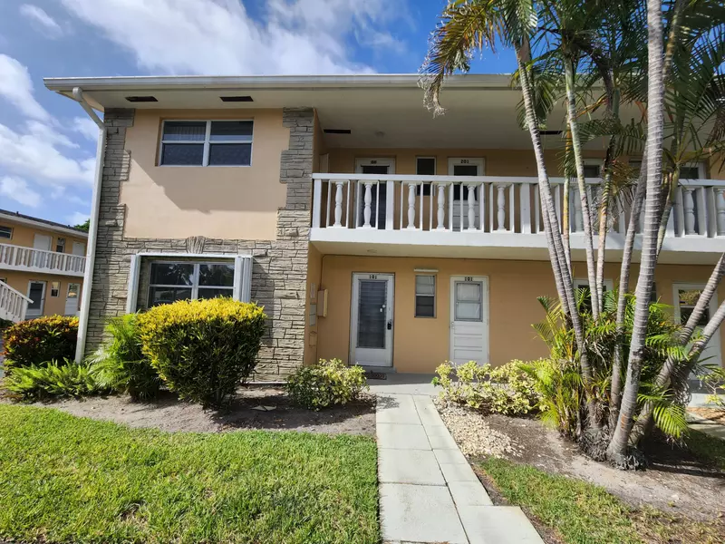 2222 NE 1st WAY 101, Boynton Beach, FL 33435