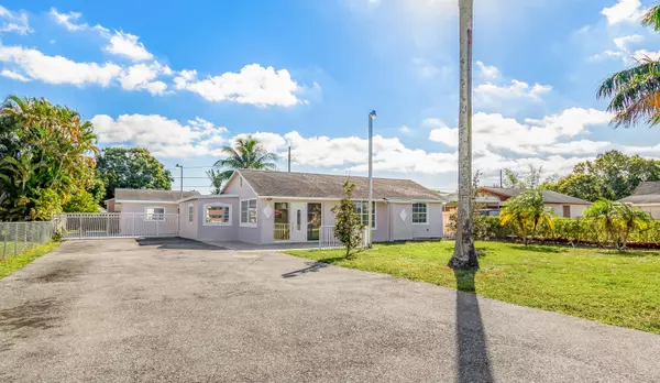 3934 Serubi AVE, Lake Worth, FL 33461