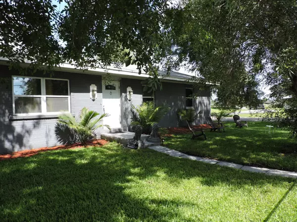 South Bay, FL 33493,305 Steele CIR