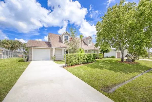 395 SE Husted TER, Port Saint Lucie, FL 34983