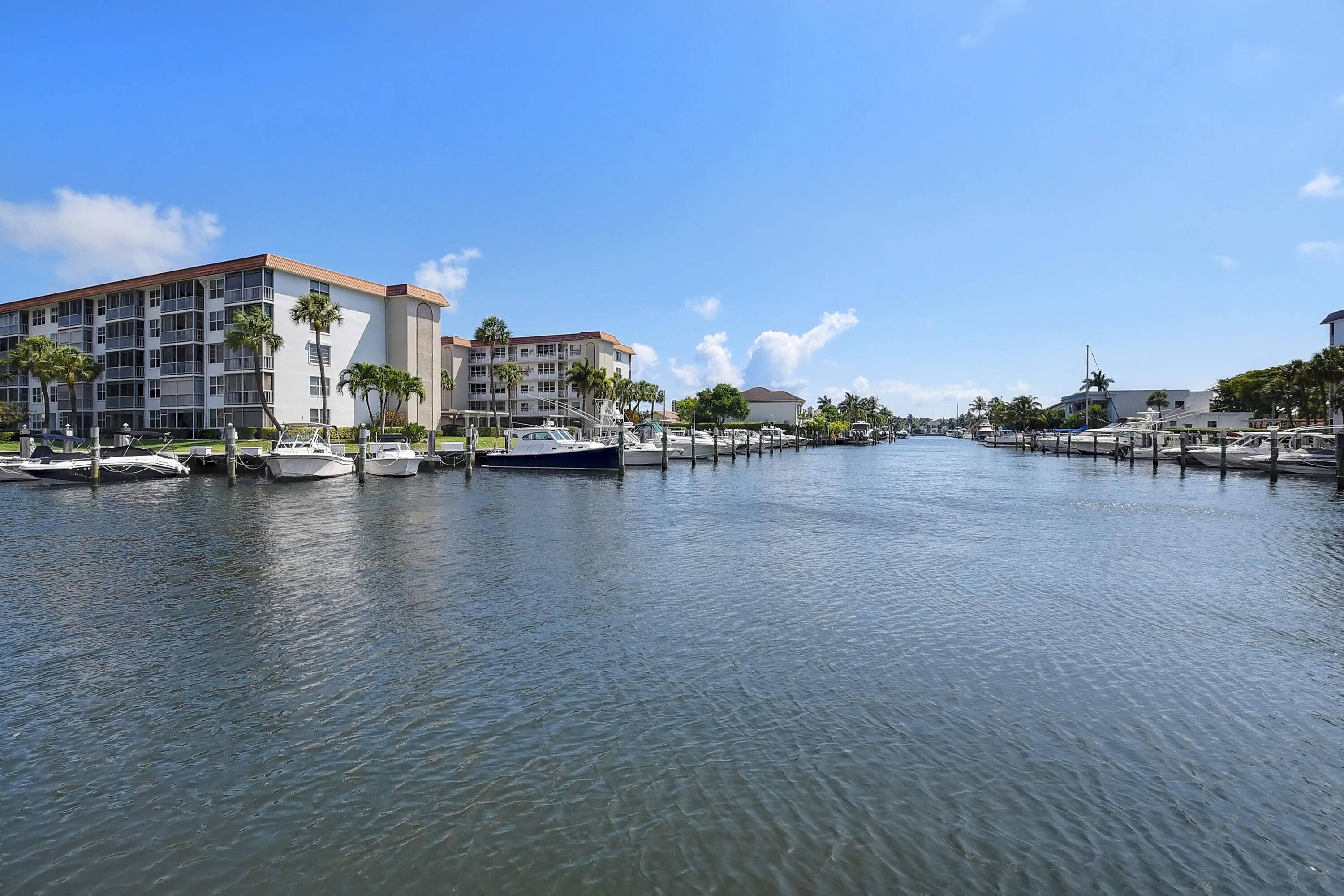 Delray Beach, FL 33483,921 Gardenia DR 372