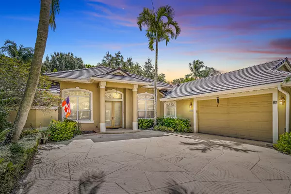 Jupiter, FL 33458,6989 Cypress Cove CIR