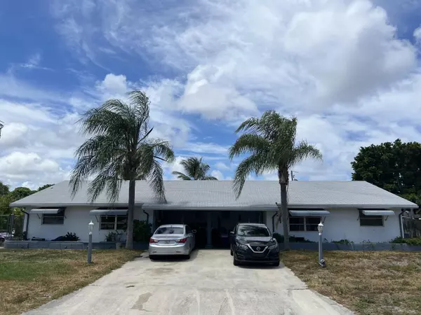 1111 Brown Rd, Lantana, FL 33462