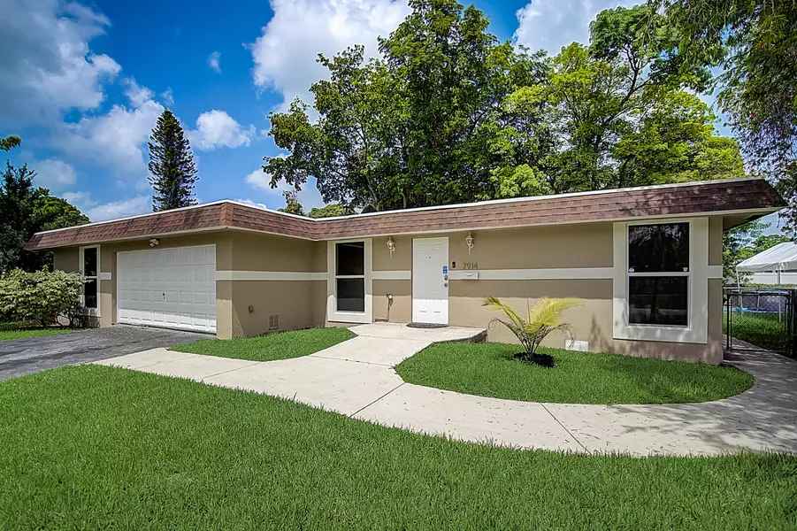 7914 NW 71st AVE, Tamarac, FL 33321