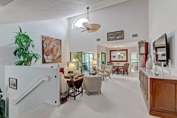 Jupiter, FL 33477,3911 Schooner Pointe DR 206