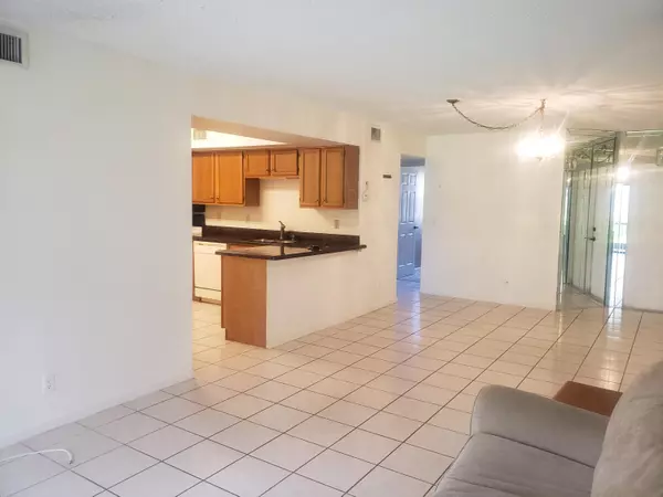 Boca Raton, FL 33431,3171 Leewood TER L133