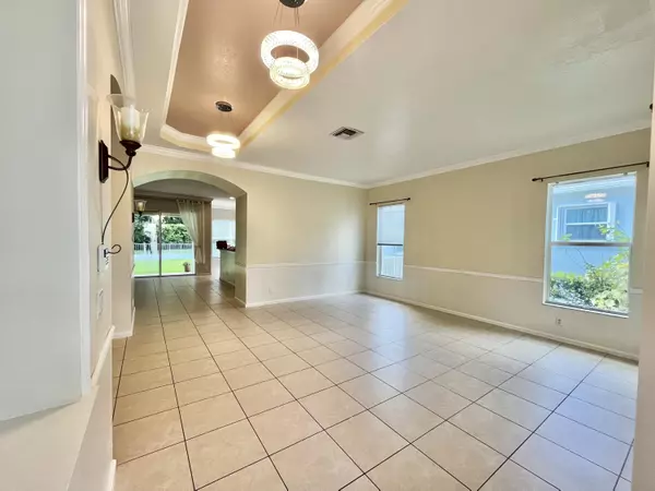 West Palm Beach, FL 33411,9094 New Hope CT