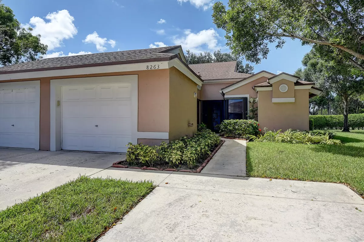 Boca Raton, FL 33496,8263 Springlake DR