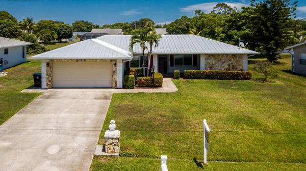 2309 SE Leithgow ST,  Port Saint Lucie,  FL 34952