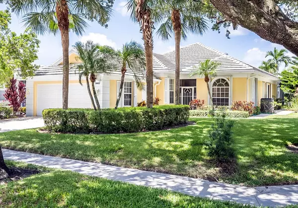 Palm Beach Gardens, FL 33410,8463 E Garden Oaks CIR