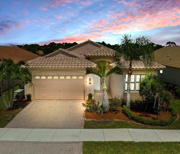 323 NW Toscane TRL, Port Saint Lucie, FL 34986