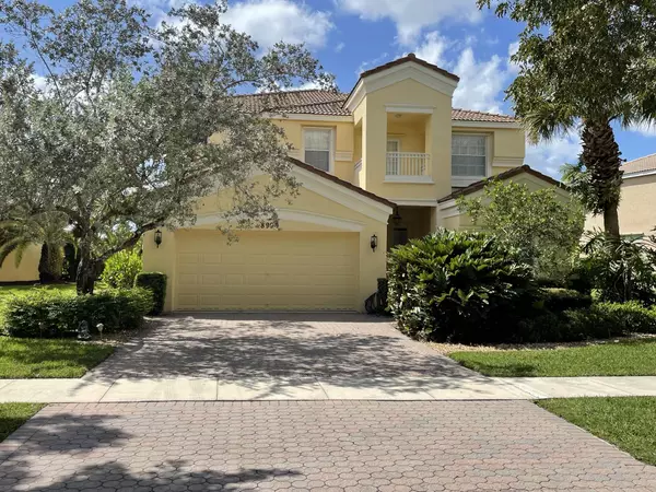 8999 Alexandra CIR, Wellington, FL 33414