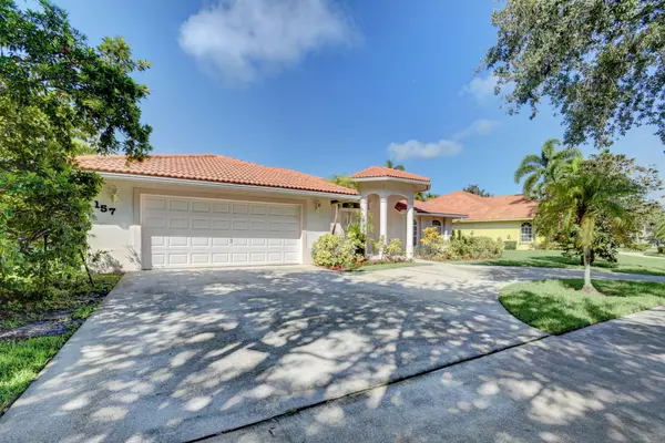 Royal Palm Beach, FL 33411,157 Kapok CRES