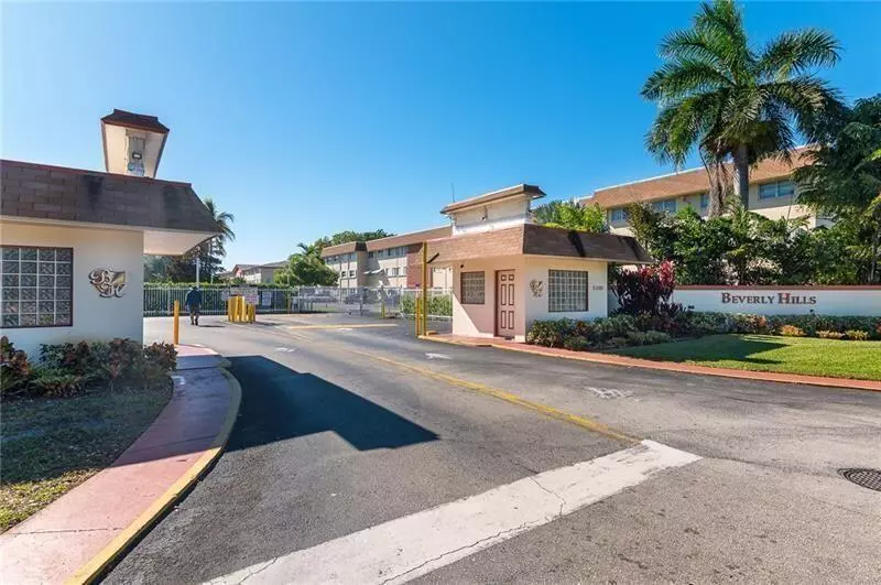 5300 Washington ST C212, Hollywood, FL 33021