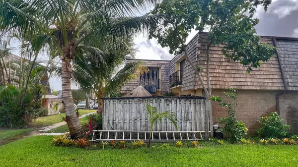 Lake Worth, FL 33461,254 Woodland RD