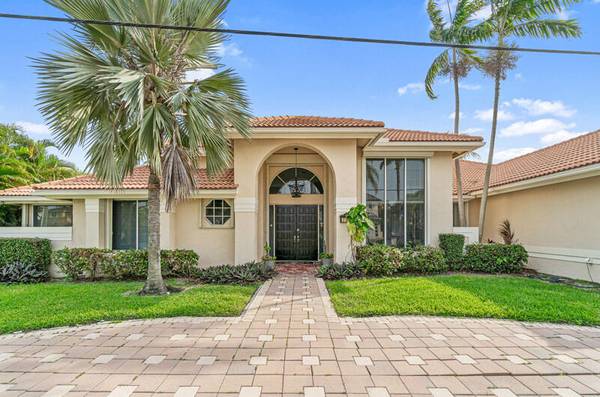 Boca Raton, FL 33487,770 NE Boca Bay Colony DR