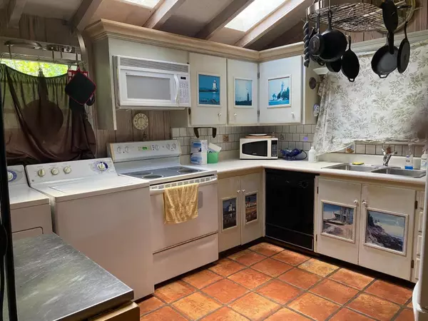 Cloud Lake, FL 33406,106 E Chandler RD