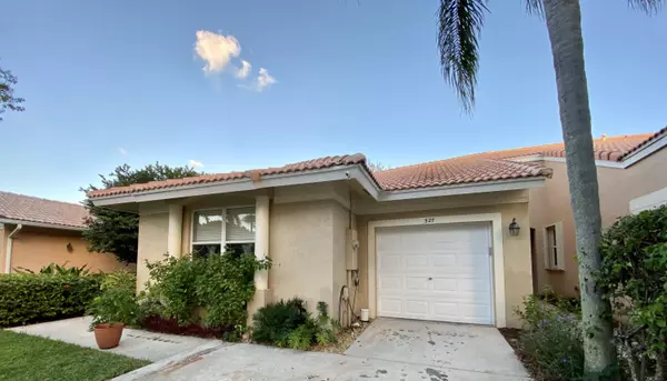 327 E E Coral Trace CIR, Delray Beach, FL 33445