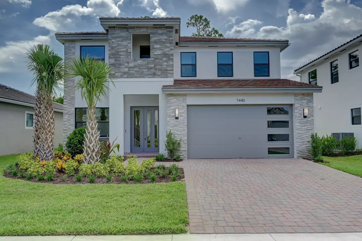 Lake Worth, FL 33463,7440 Estero DR