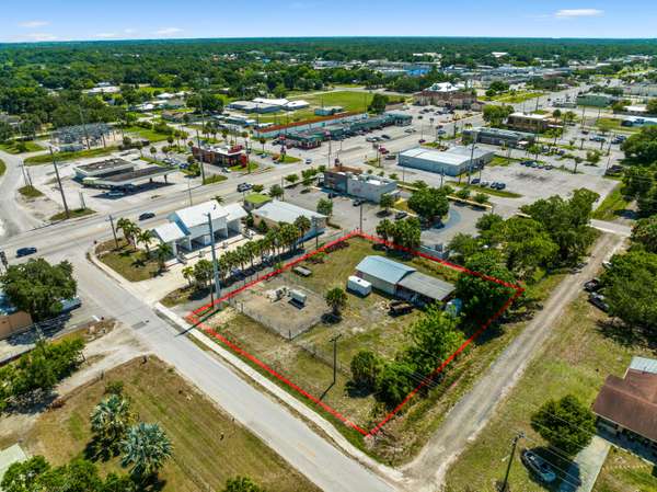 105 NE 6th AVE, Okeechobee, FL 34974