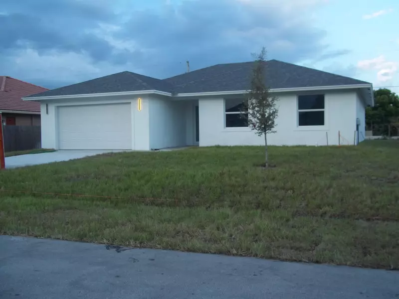 4171 SW Spickler ST, Port Saint Lucie, FL 34953