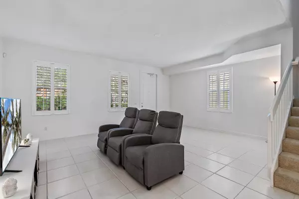 Jupiter, FL 33458,3049 E Community DR