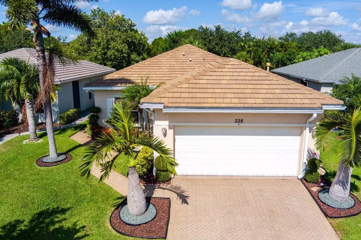 Port Saint Lucie, FL 34986,228 SW Coconut Key WAY