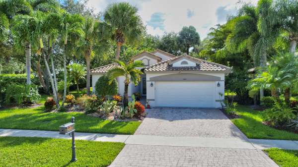 9807 Mantova DR, Lake Worth, FL 33467