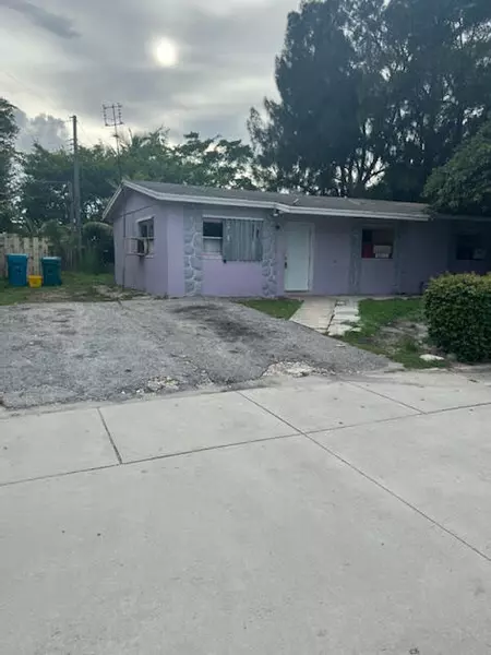 1485 NW 1st CT, Boynton Beach, FL 33435