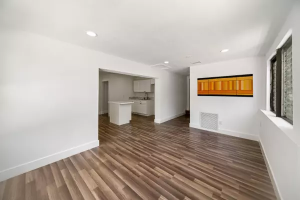 Fort Pierce, FL 34946,3933 Old Dixie HWY