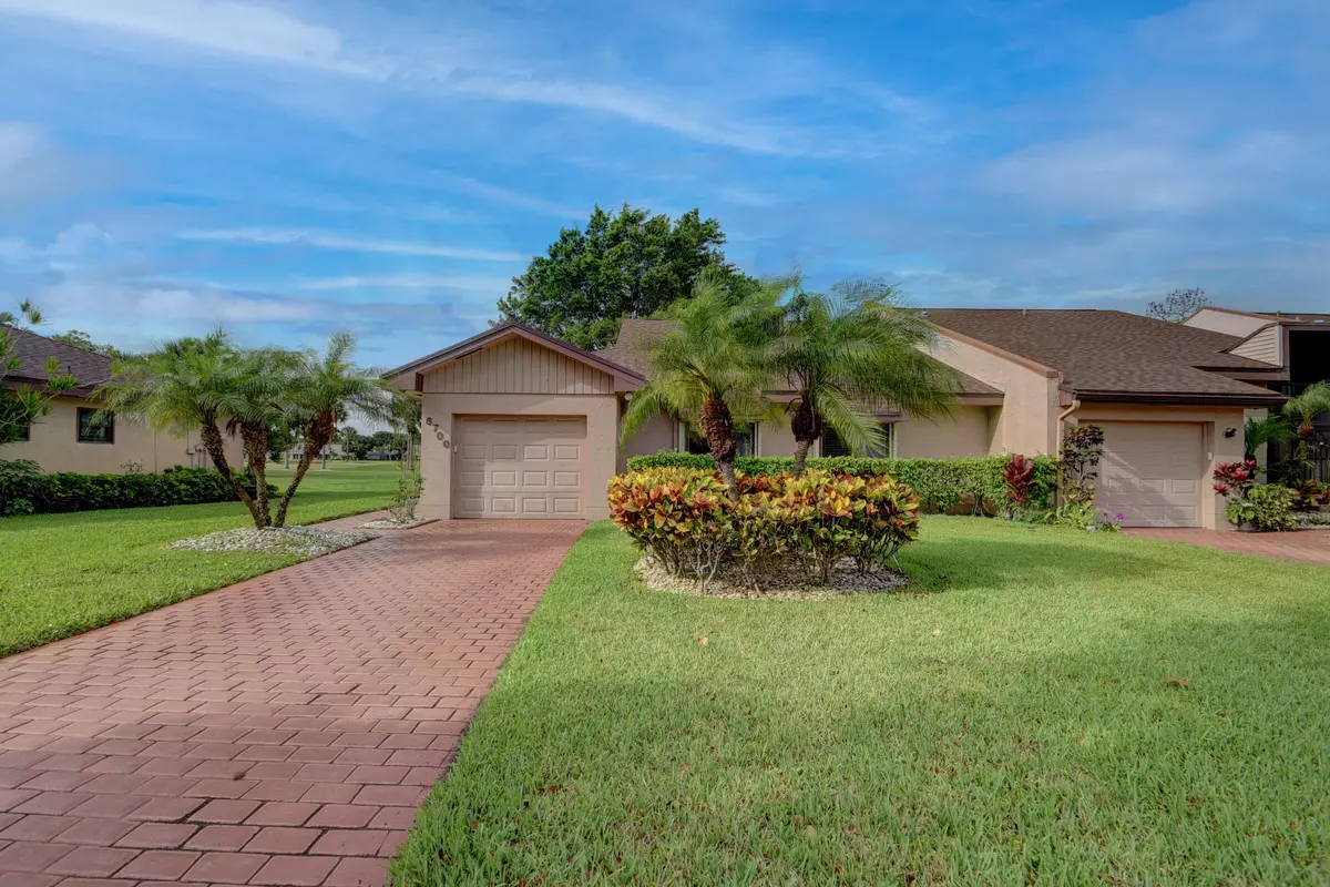 Lake Worth, FL 33467,6700 Versailles CT