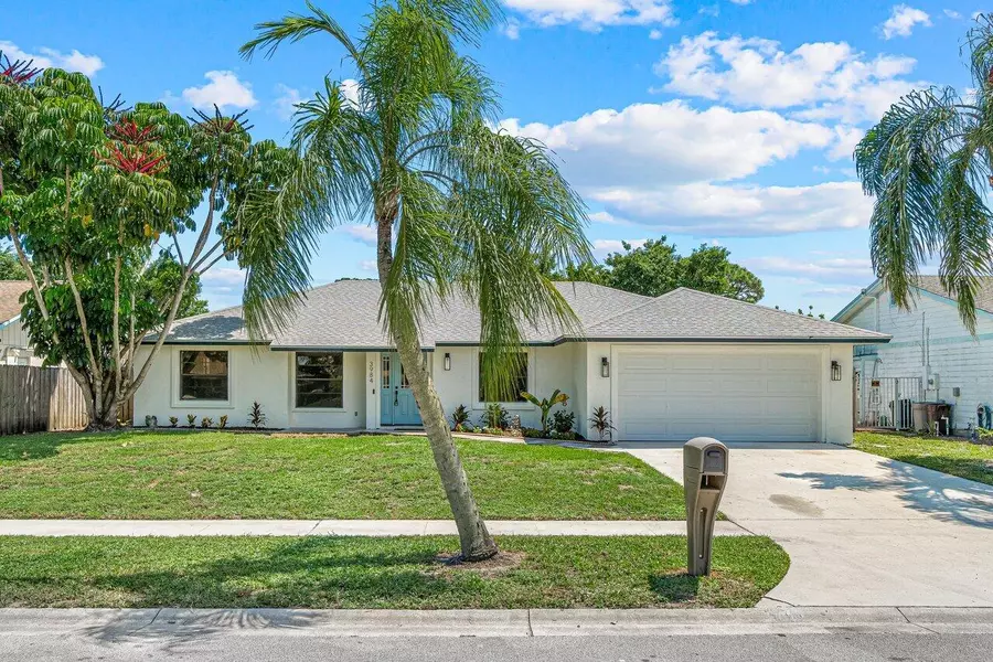 3984 Green Forest DR, Boynton Beach, FL 33436