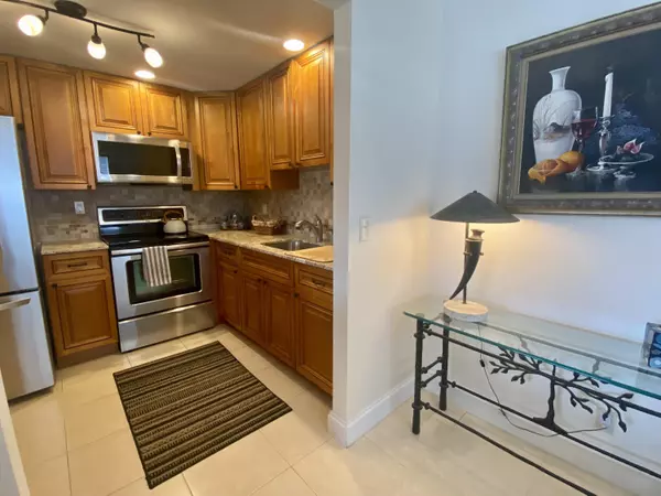 Delray Beach, FL 33446,491 Brittany K