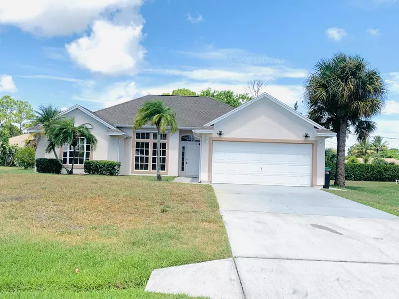 2517 SW Grotto CIR, Port Saint Lucie, FL 34953