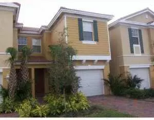 864 Pipers Cay DR, West Palm Beach, FL 33415